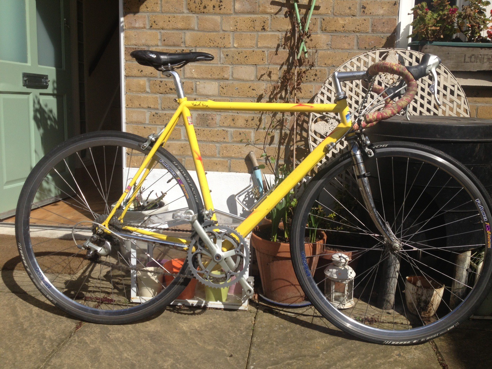 Vintage Yellow Rubin Road Bike