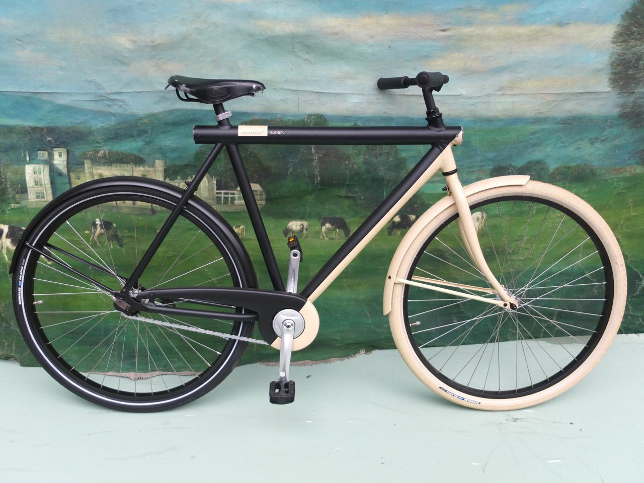 VAN MOOF NO. 3 LIMITED EDITION