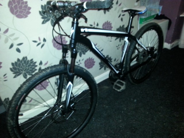 Specialized Mountain 20 inch full hydrolics mint